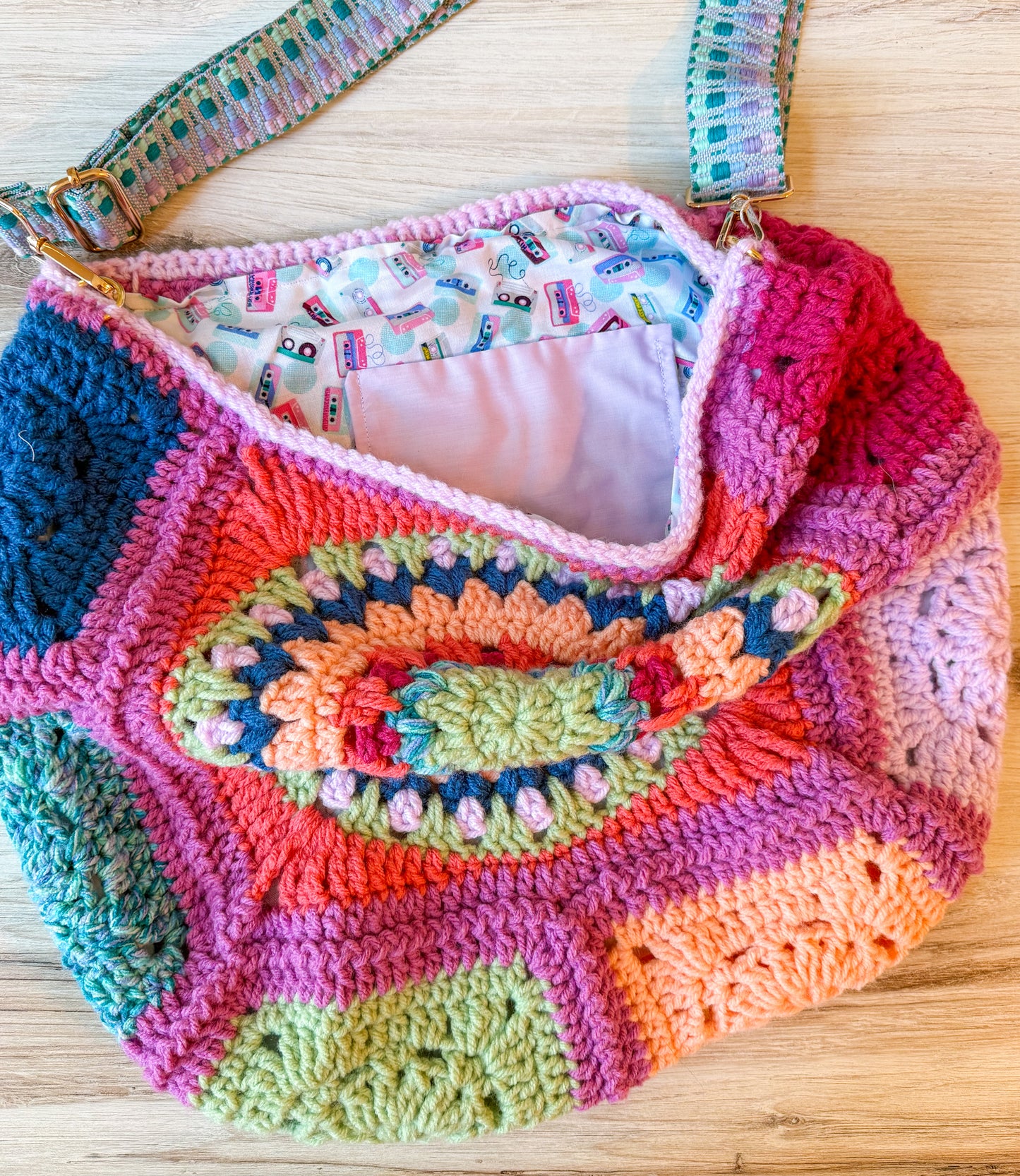 Hot Granny Hobo Bag - Berry Punch