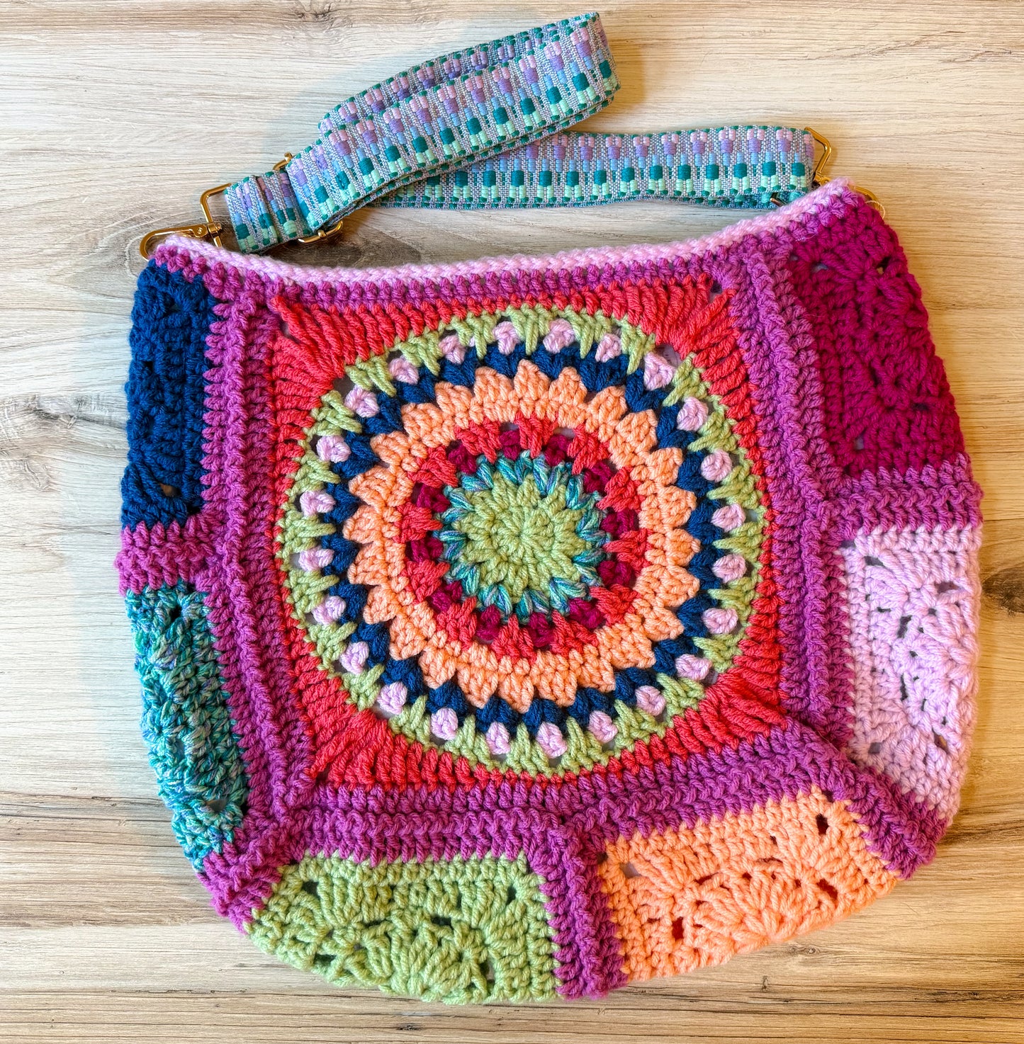 Hot Granny Hobo Bag - Berry Punch